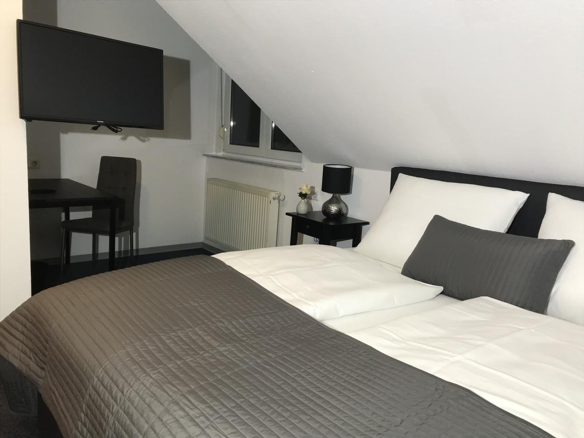 Weilerbach Hotel Degen מראה חיצוני תמונה